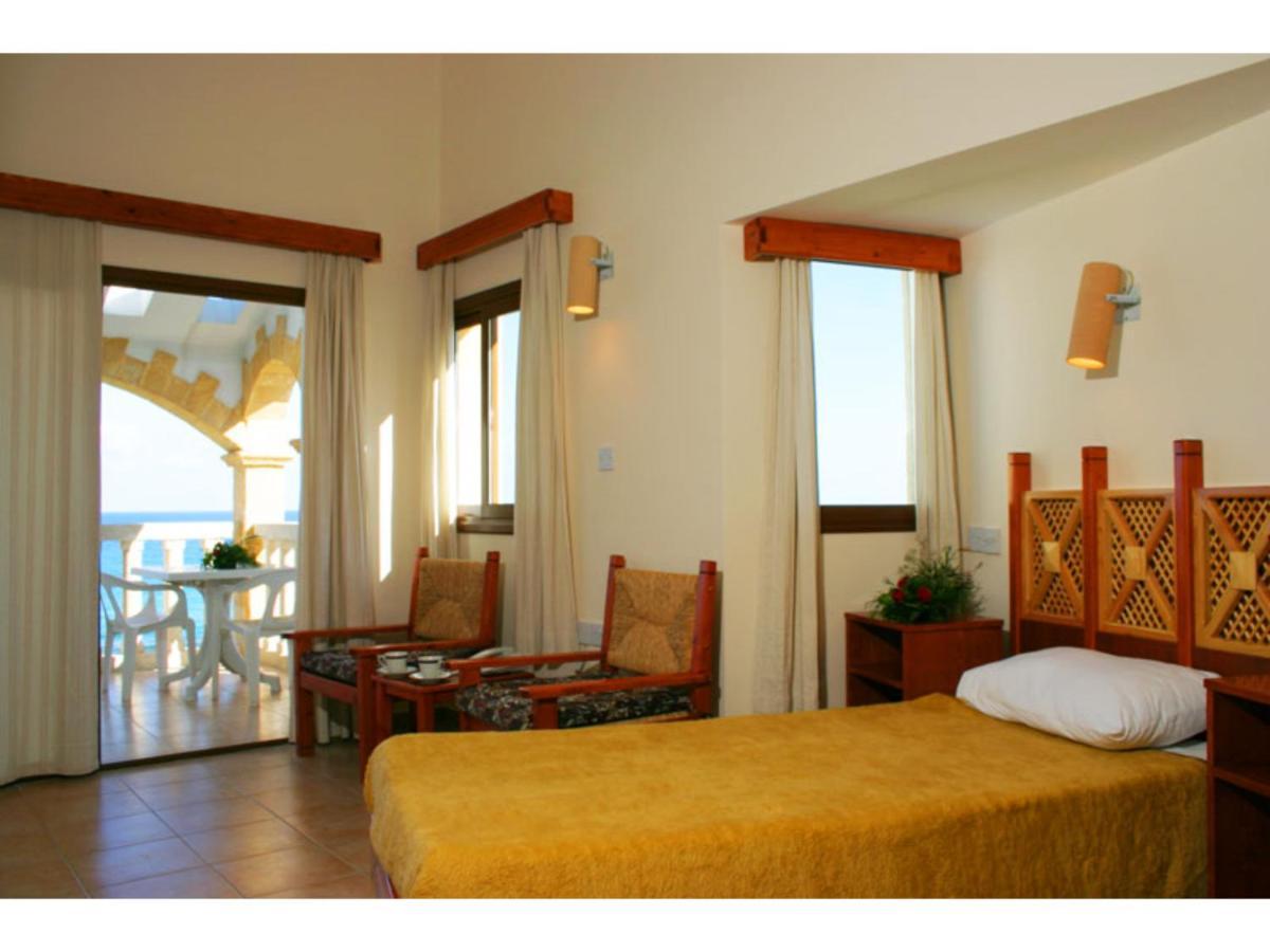Topset Hotel Agios Georgios  Exterior foto